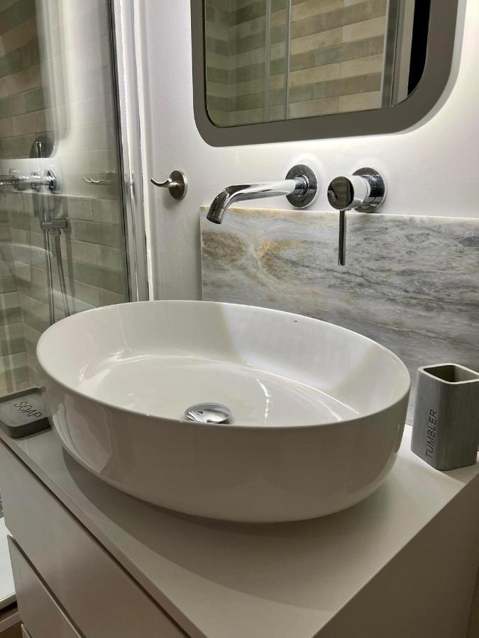 G&W Luxury Rooms Aten Exteriör bild